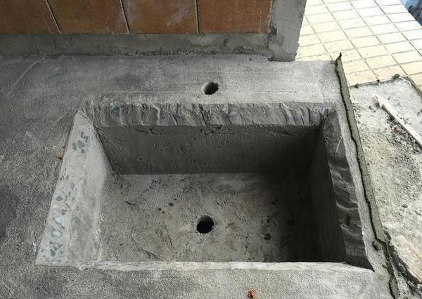 水池贴完瓷砖漏水怎么补救视频(水池贴完瓷砖漏水怎么补救视频讲解)